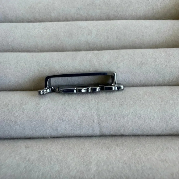 Disney-Inspired Watch Band Charm – Minnie Bow, Glove, and Hat - Picture 3 of 5